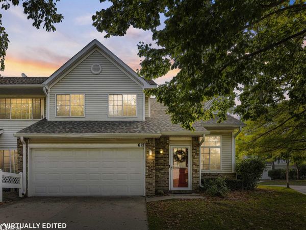 150 S Prairie View Drive, Unit 612, West Des Moines, IA 50266