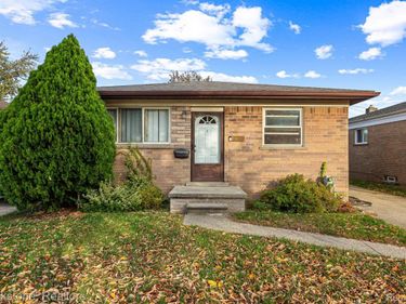23860 Winifred Avenue, Warren, Mi 48091