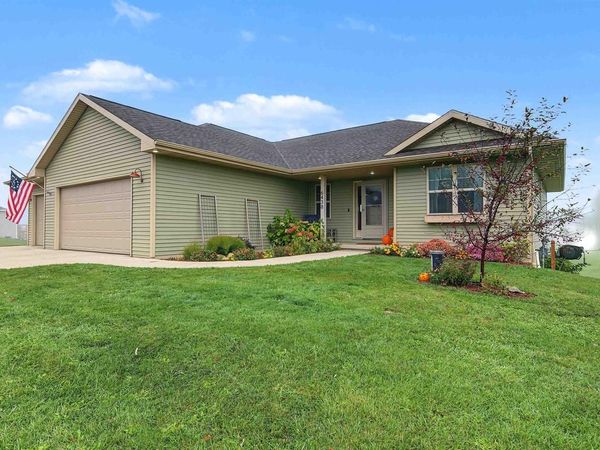 6438 MAIN STREET, Abrams, WI 54101