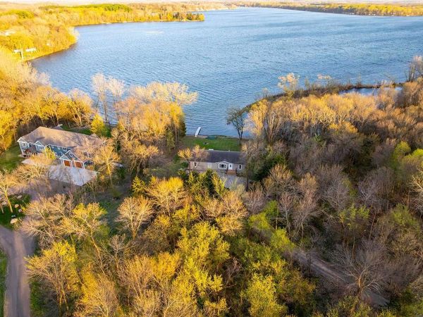 22083 Lake Francis Road , Elysian, MN 56028