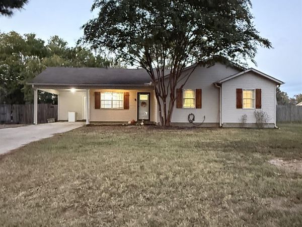2907 Clifft Street, Paragould, AR 72450