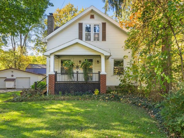 1633 Kinney Avenue NW, Grand Rapids, MI 49534