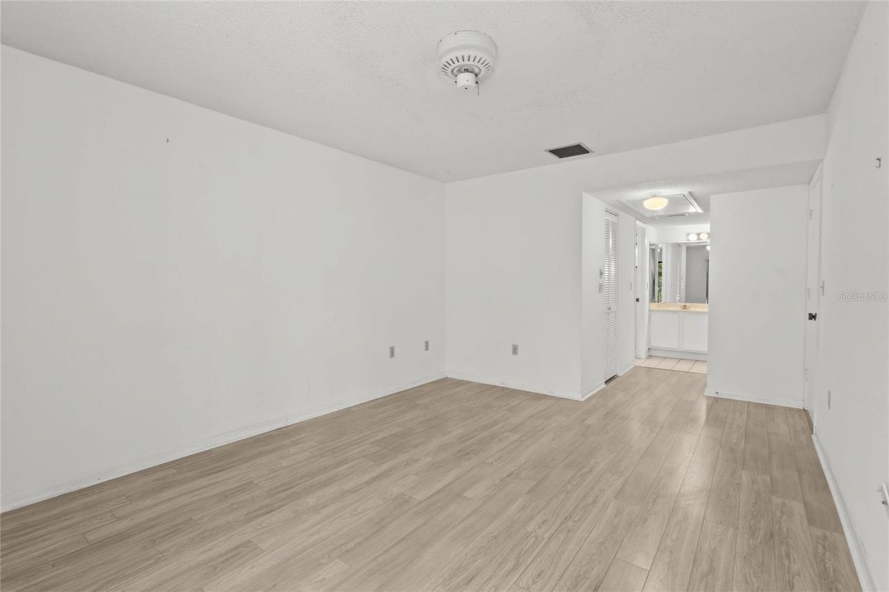 1627 Brookhouse Drive, Unit 263, Sarasota, FL 34231 Photo