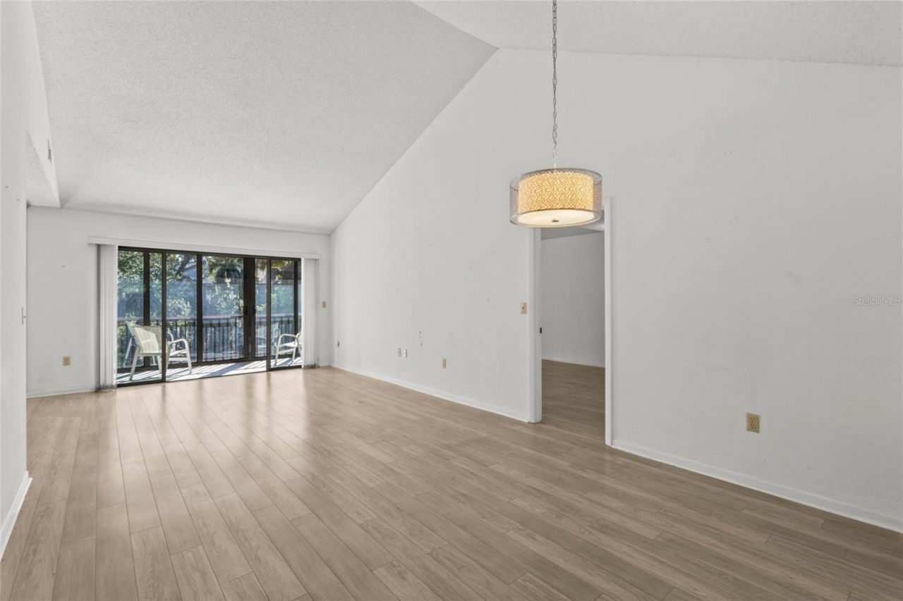1627 Brookhouse Drive, Unit 263, Sarasota, FL 34231 Photo