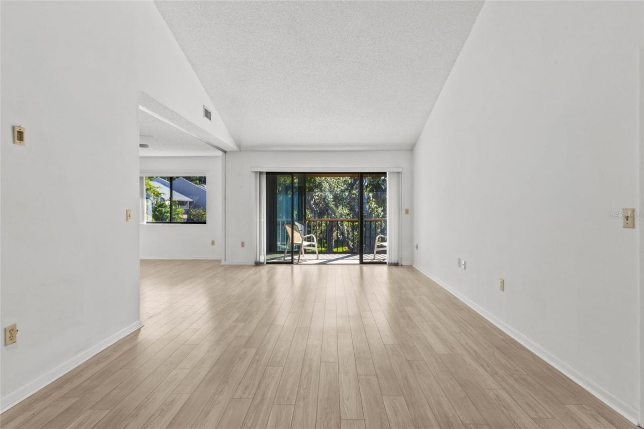 1627 Brookhouse Drive, Unit 263, Sarasota, FL 34231 Photo