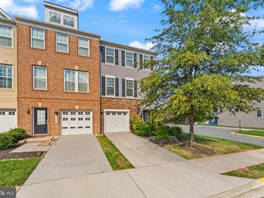 8838 ENGLEWOOD FARMS DRIVE, MANASSAS, VA 20112