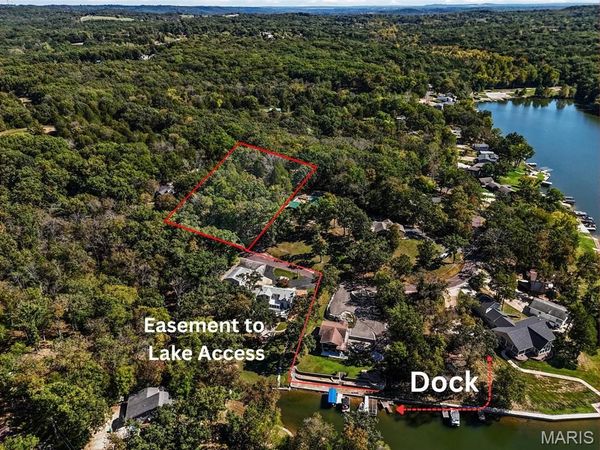 5883 N Lakeshore Drive , Hillsboro, MO 63050