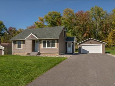 117 Tarlton Road , Deerfield, NY 13502