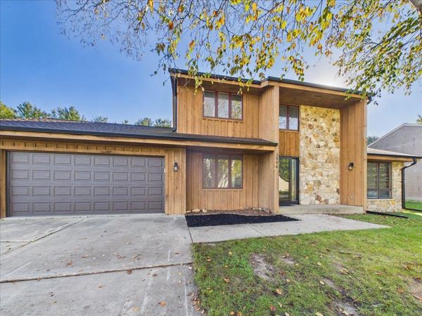 1994 Lilly Street, WI 53120
