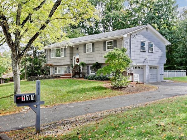 111 Smith Hill Road , Suffern, NY 10901