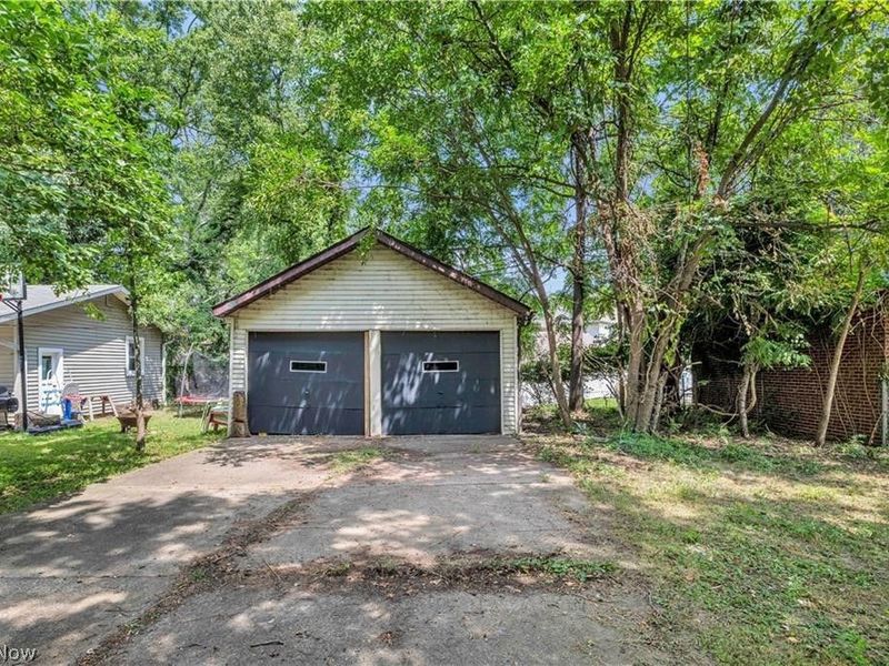11205 Langton Avenue, Garfield Heights, OH 44125 Photo 38