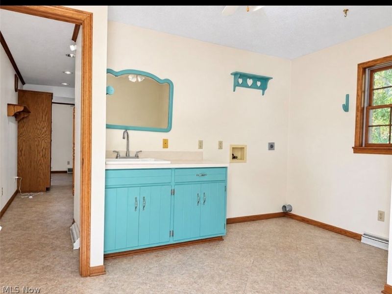 172 Jessica Drive, Dover, OH 44622 Photo 11