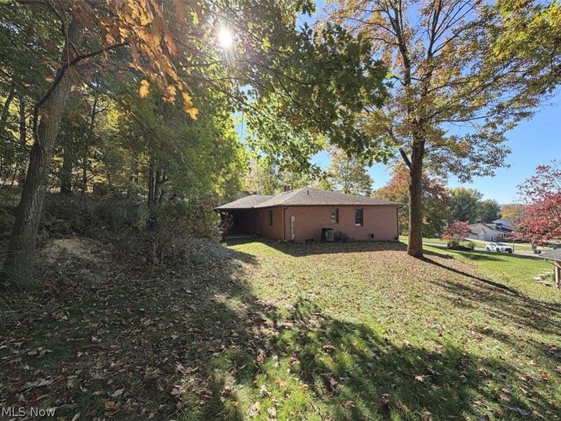 172 Jessica Drive, Dover, OH 44622 Photo 18