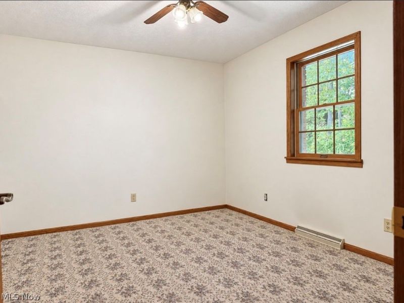 172 Jessica Drive, Dover, OH 44622 Photo 7