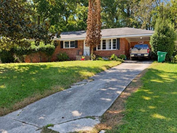 1899 Creekside Court, Decatur, GA 30032
