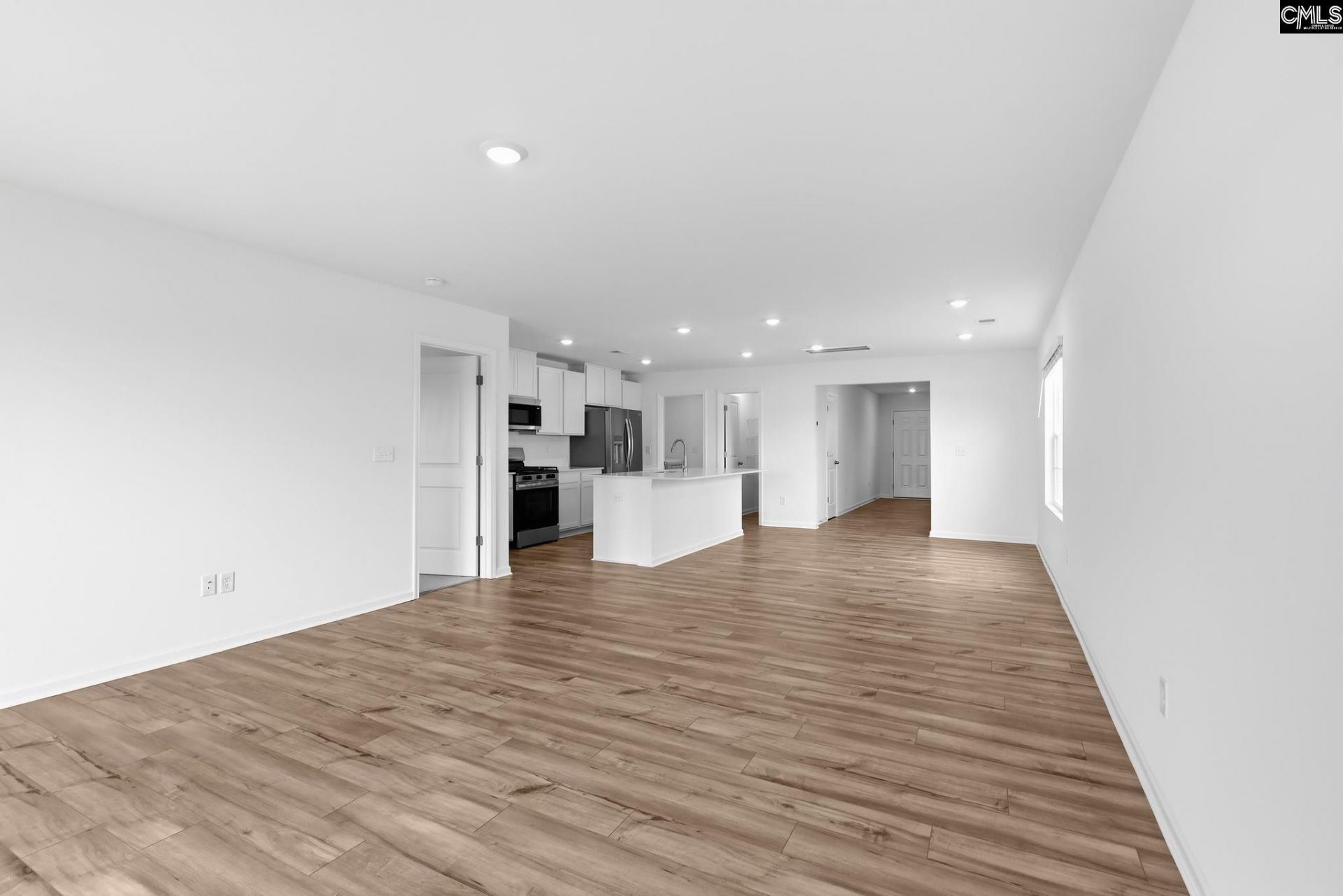 357 Sunny Falls Drive  Photo 12