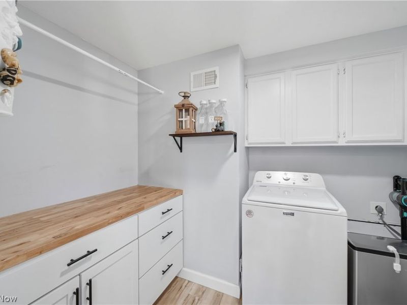 1725 Pike Parkway , Streetsboro, OH 44241 Photo 11