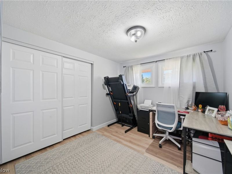 1725 Pike Parkway , Streetsboro, OH 44241 Photo 19