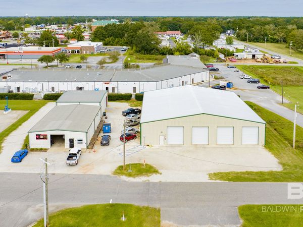 18601 Media Drive, Robertsdale, AL 36567