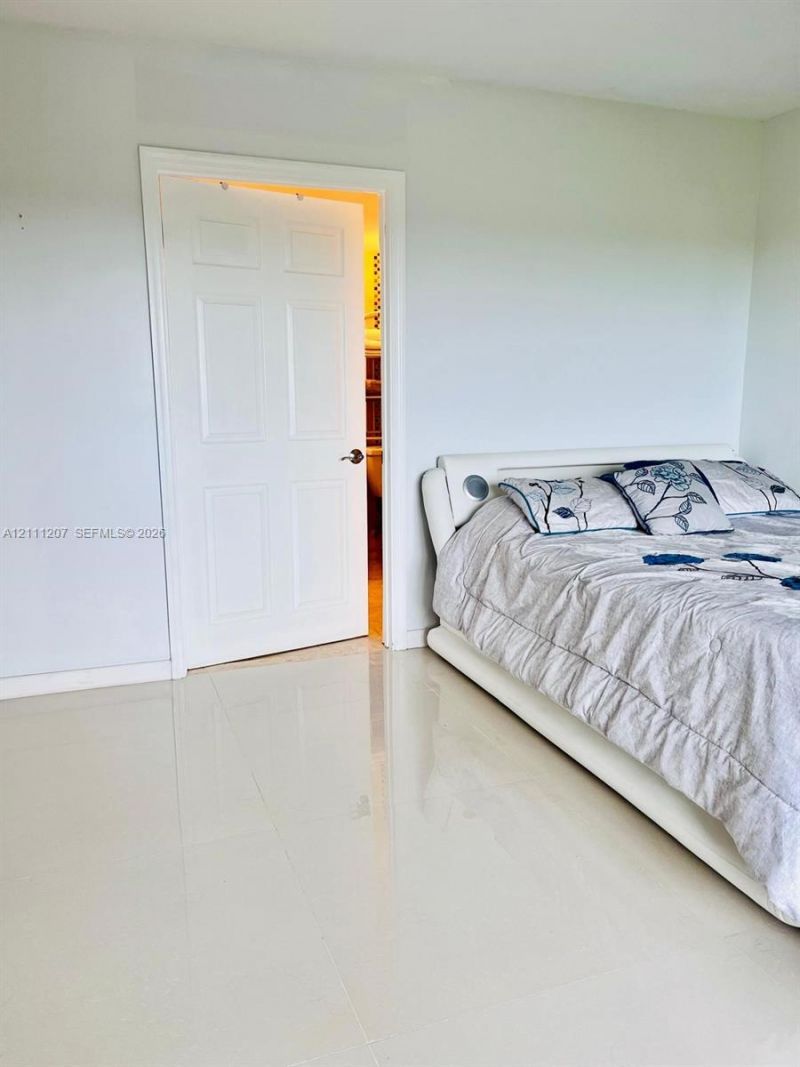 3955 N Nob Hill Rd , Unit 508, Sunrise, FL 33351 Photo