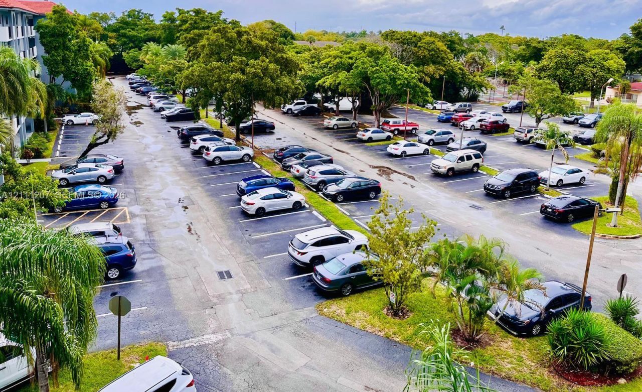 3955 N Nob Hill Rd , Unit 508, Sunrise, FL 33351 Photo