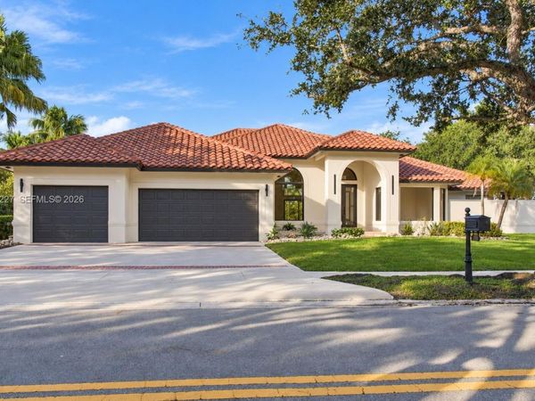1190 Manor Ct , Weston, FL 33326