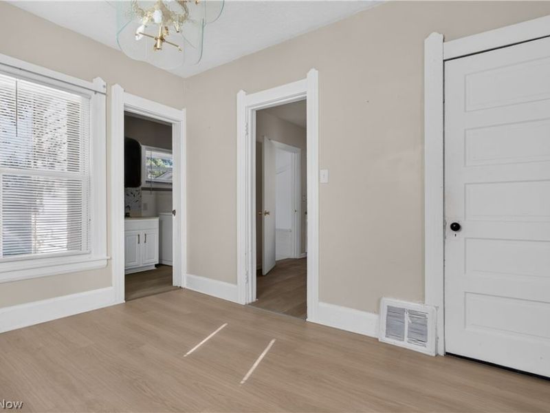 147 Fairlawn Avenue, Elyria, OH 44035 Photo 7
