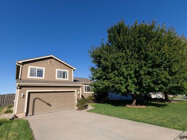 17258 Ruggles Street, Omaha, NE 68116
