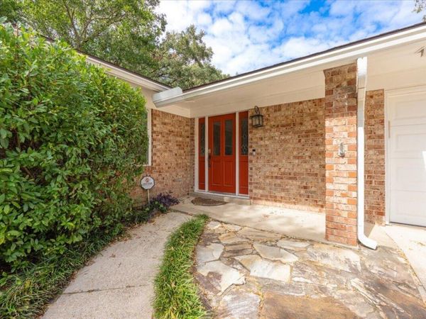 629 NE Merioneth Drive, Fort Walton Beach, FL 32547