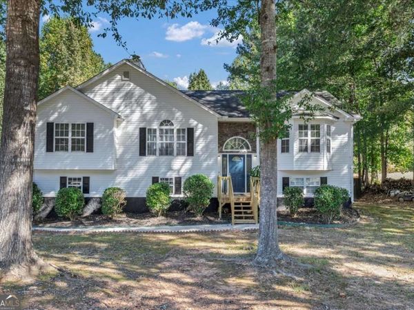 2616 Chesterbrooke Drive, Lithia Springs, GA 30122
