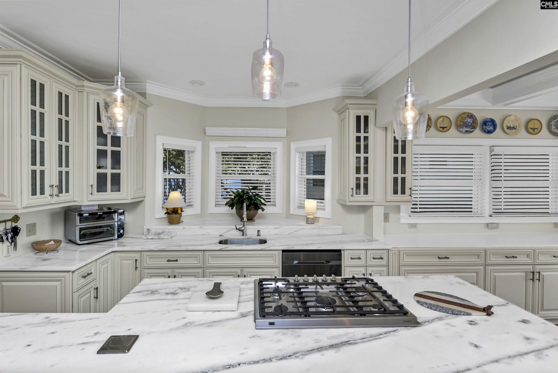 306 Lands End Drive  Photo 12
