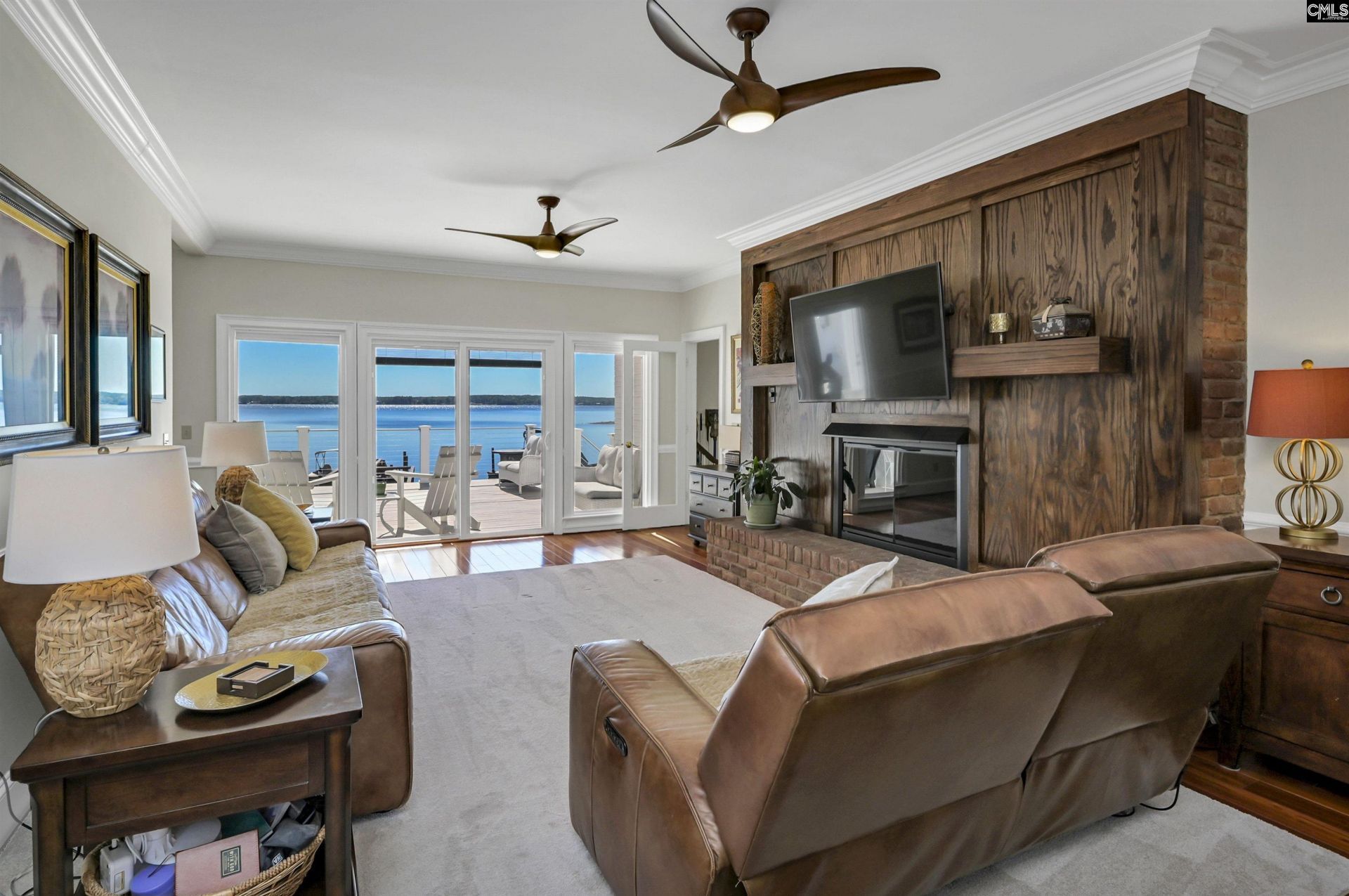 306 Lands End Drive  Photo 8