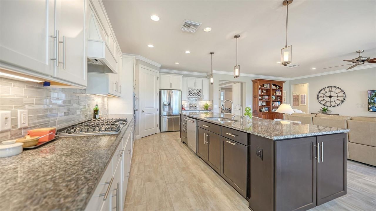 16925 Pelham Place , Bradenton, FL 34202 Photo