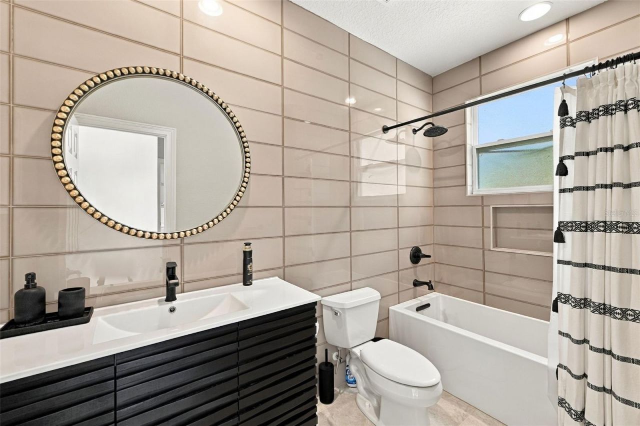 7002 Phillips Cove Court, Orlando, FL 32819 Photo