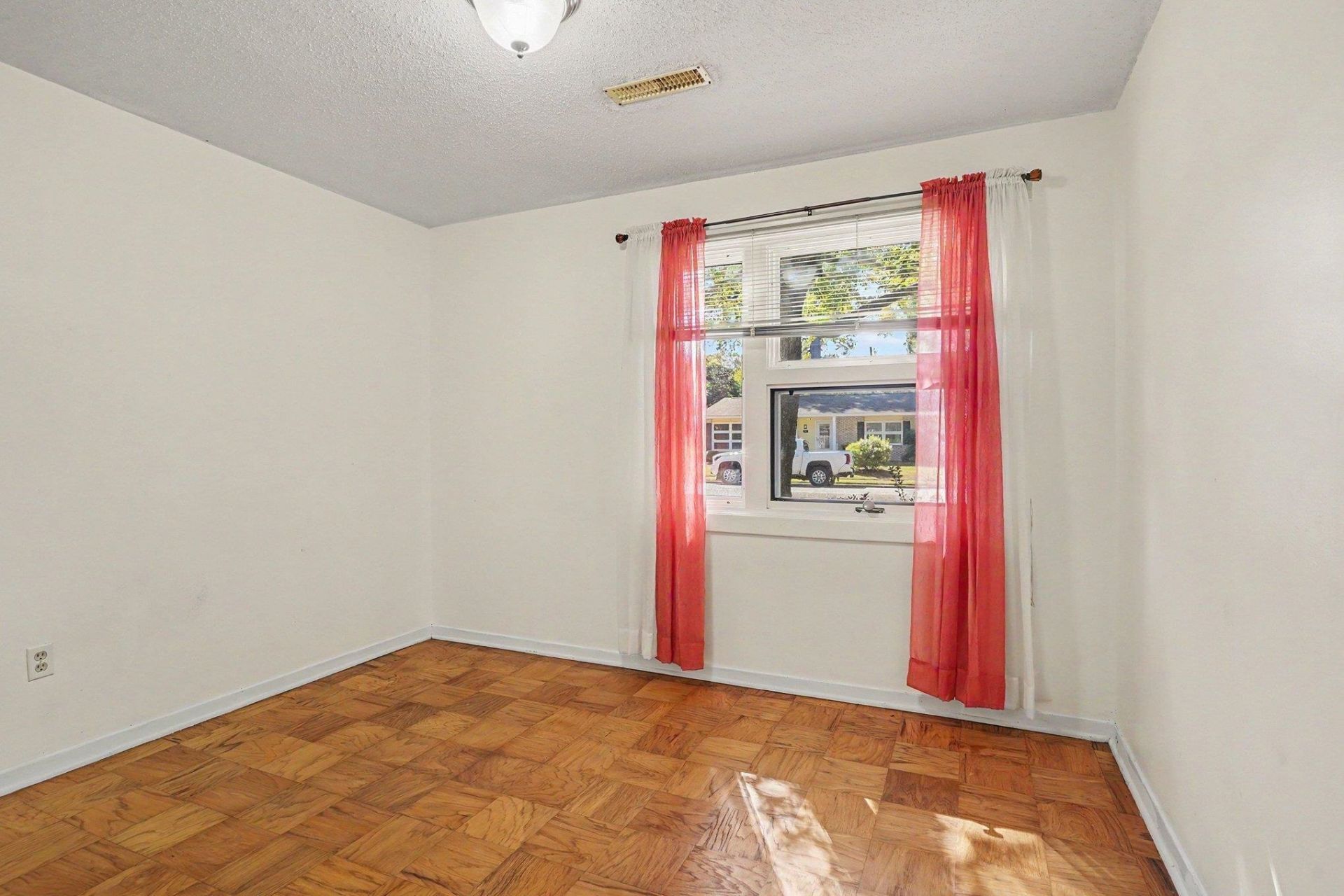 3494 Cactus St.  Photo 13