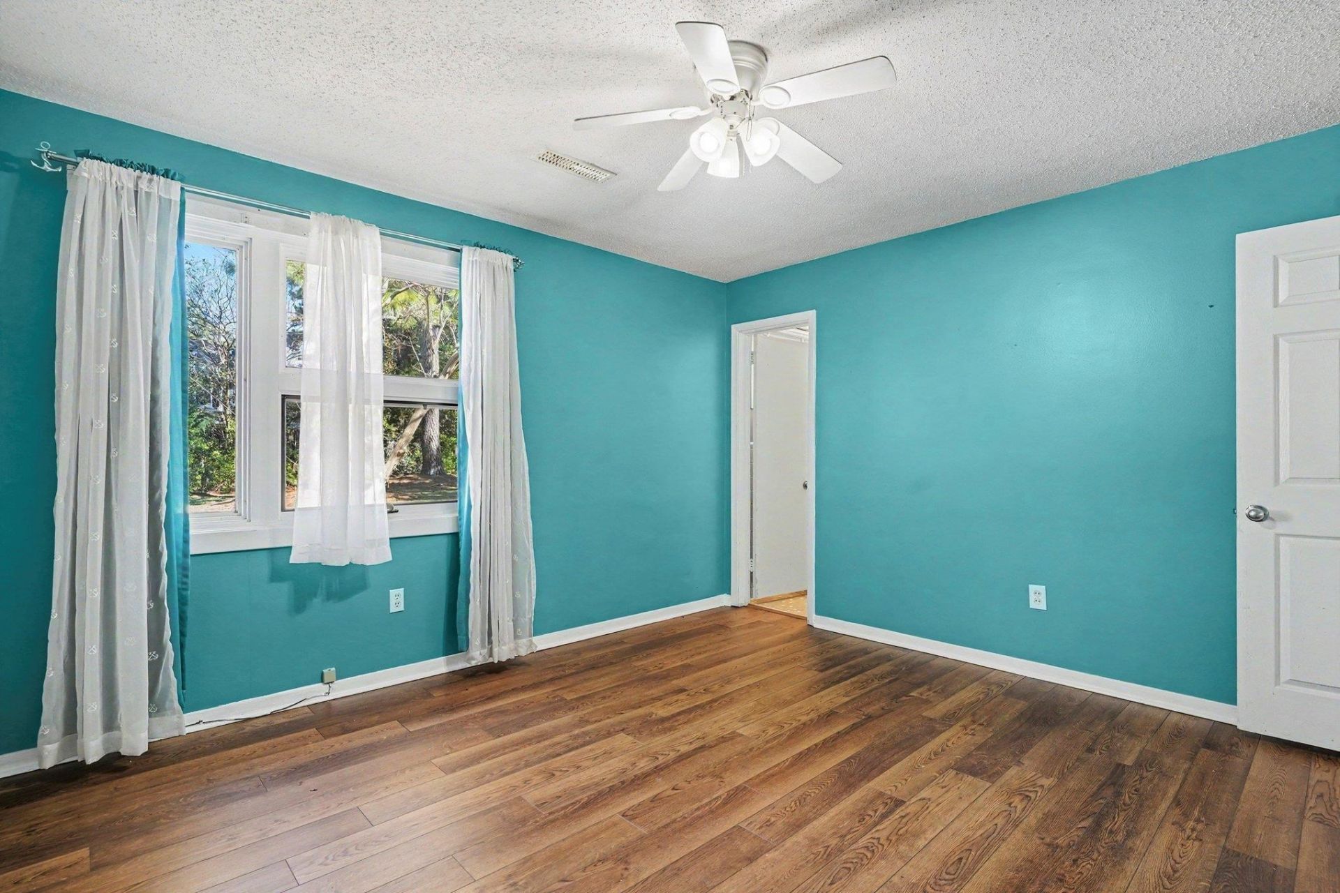 3494 Cactus St.  Photo 21