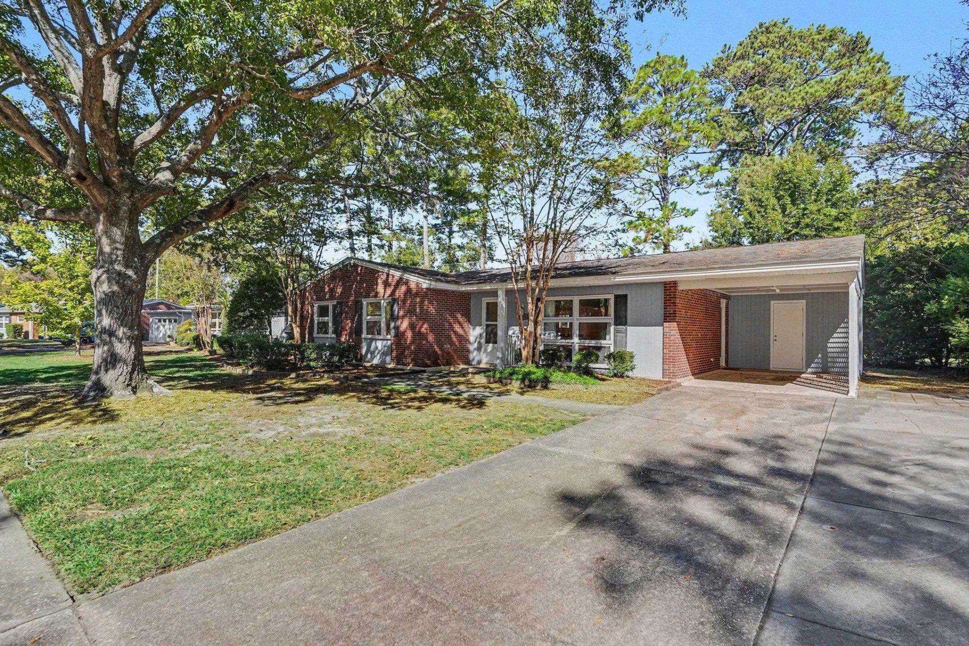 3494 Cactus St.  Photo 4