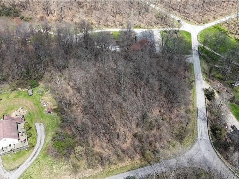 47044 & 47054 Tomahawk Drive , Negley, OH 44441 Photo 8