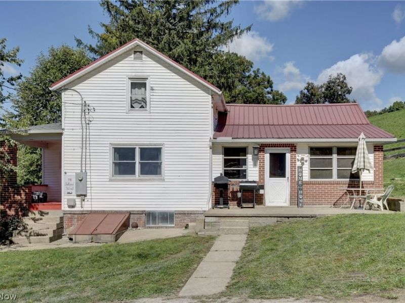 24328 Township Road 252b, Newcomerstown, OH 43832 Photo 1