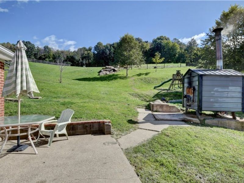 24328 Township Road 252b, Newcomerstown, OH 43832 Photo 4