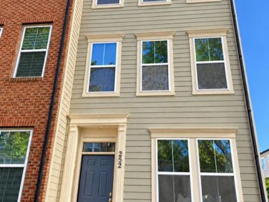 252 Hemingway Drive, Gaithersburg, MD 20878 Main Photo
