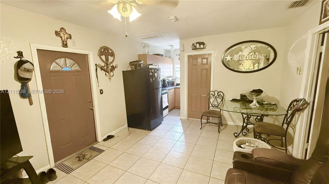 6100 SW 37th St, Davie, FL 33314 Photo