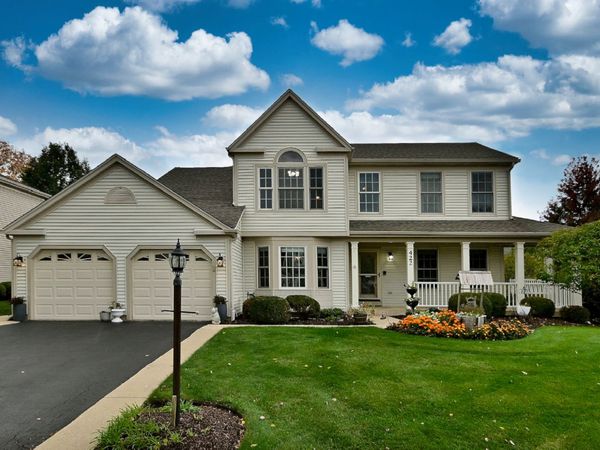 422 Atlantic Lane , Elk Grove Village, IL 60007