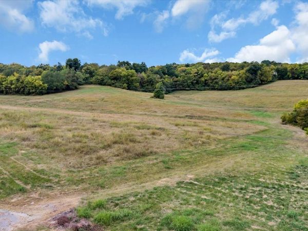 1527 Old Belfast Road , Lewisburg, TN 37091
