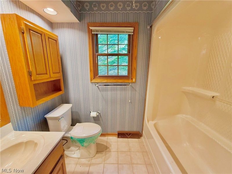 6899 Corrine Drive NW, Canton, OH 44718 Photo 35