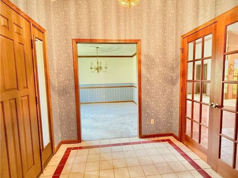 6899 Corrine Drive NW, Canton, OH 44718 Photo 9