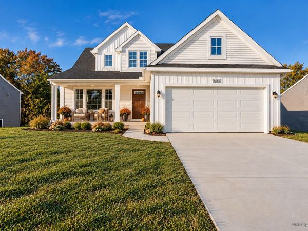 5555 Mammoth Drive SE, Caledonia, MI 49316