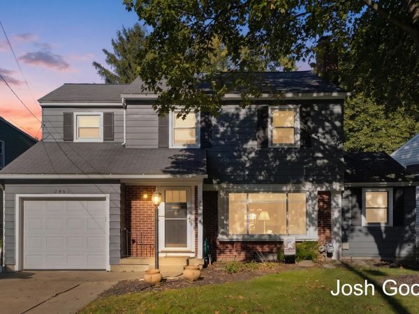 2463 College Avenue SE, Grand Rapids, MI 49507