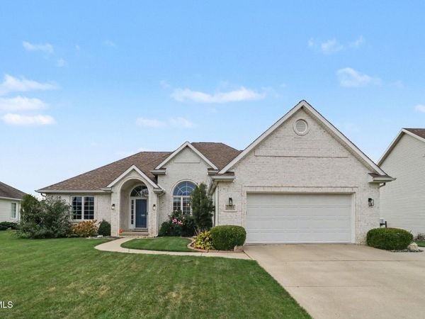 5711 Maple Creek Boulevard , Sylvania, OH 43560