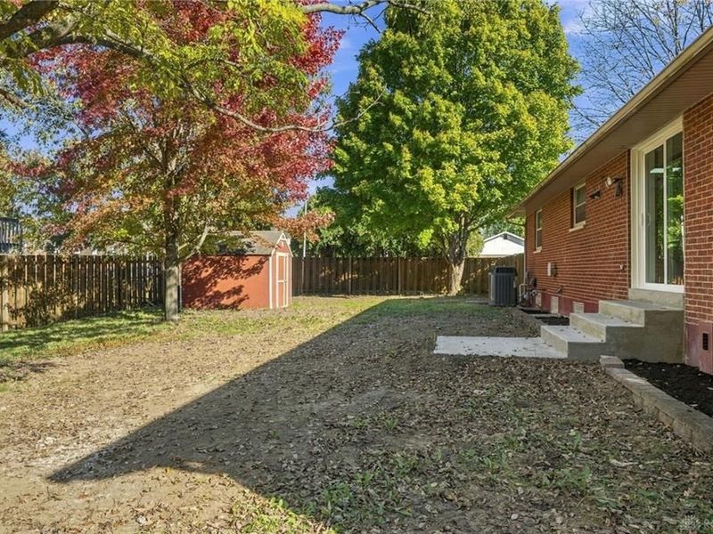 1231 Marsha Drive, Miamisburg, OH 45342 Photo 40